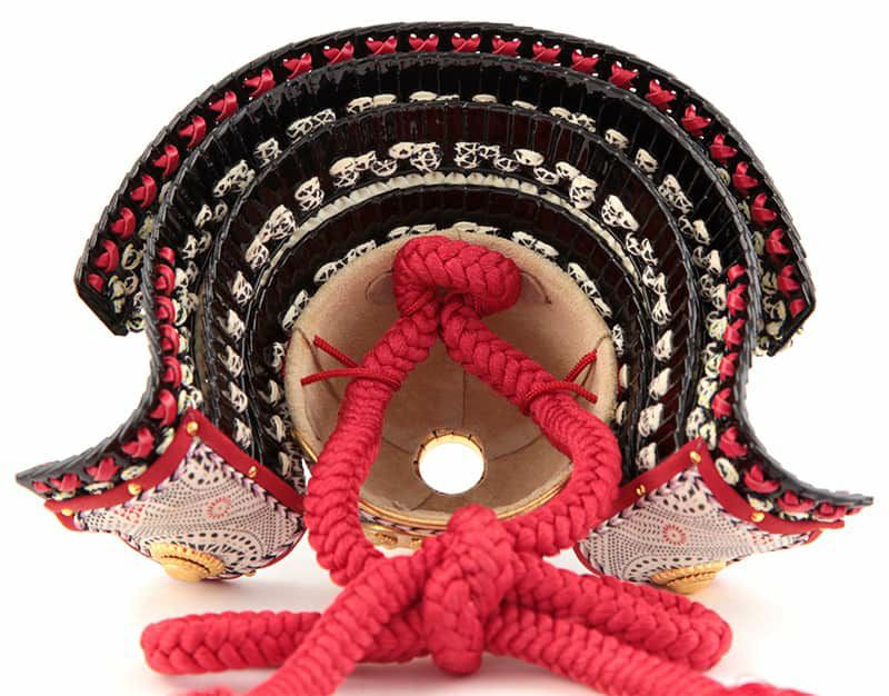 五月人形 真多呂 兜飾り 単品 加藤一冑作 四分の一 小桜革兜 【2024