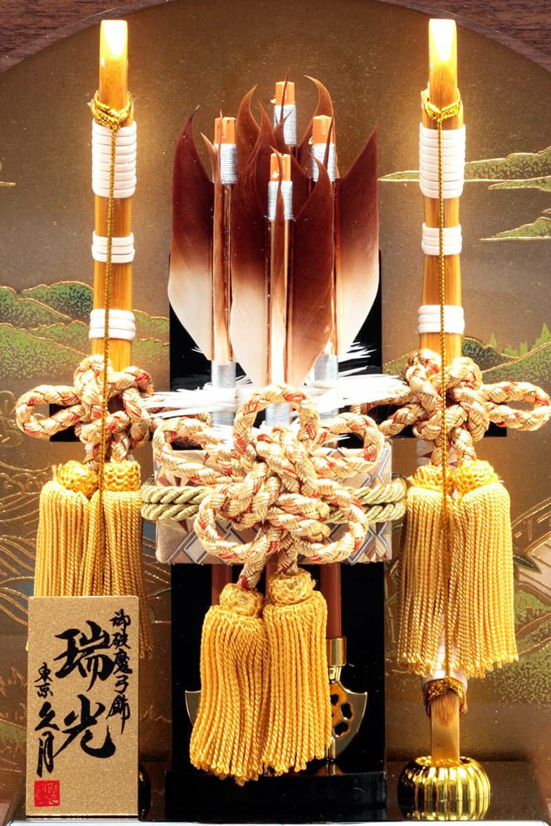 破魔弓 久月 ケース飾り 円形瑞光 寄木細工 本籐 10号 オーク調円形